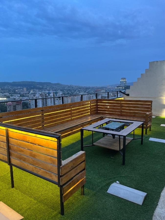 Sky Dreams2 Apartment Tbilisi ภายนอก รูปภาพ